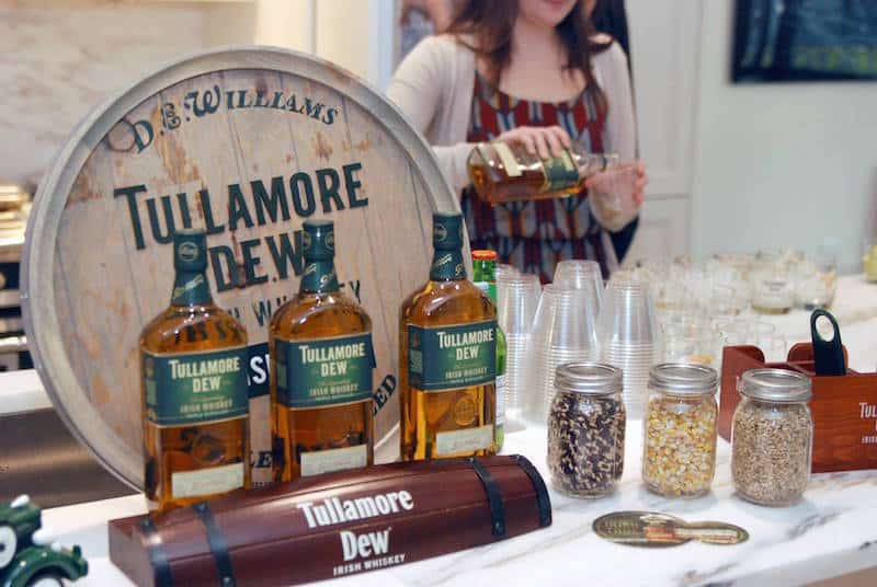 wWw + Tullamore DEW @ Wallplay