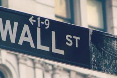 Wall Street to Deploy Blockchain in 2016, Say Experts