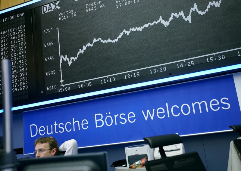 Deutsche Börse Net Revenue Declines